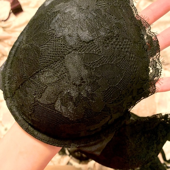 3 Lace La Senza bras, 32DDD - Picture 2 of 5